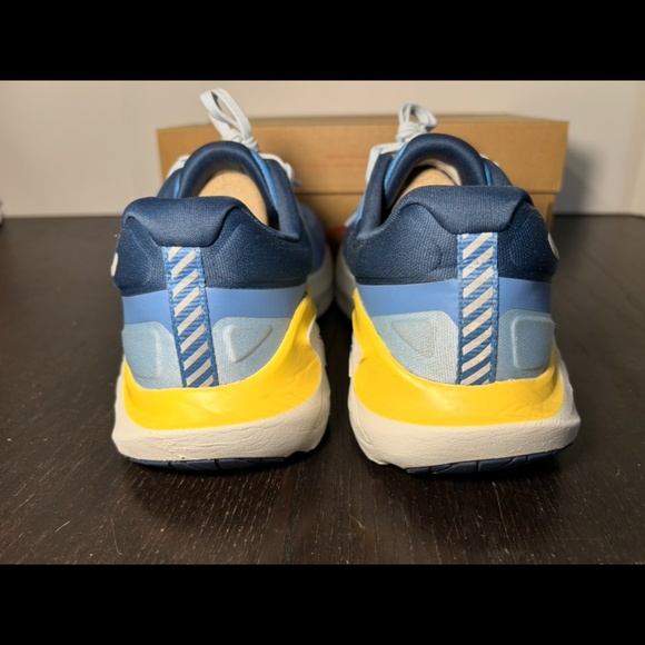 Altra Paradigm 7 Running Shoes Sneakers Blue/White/Yellow Womans 9 - Picture 8 of 16